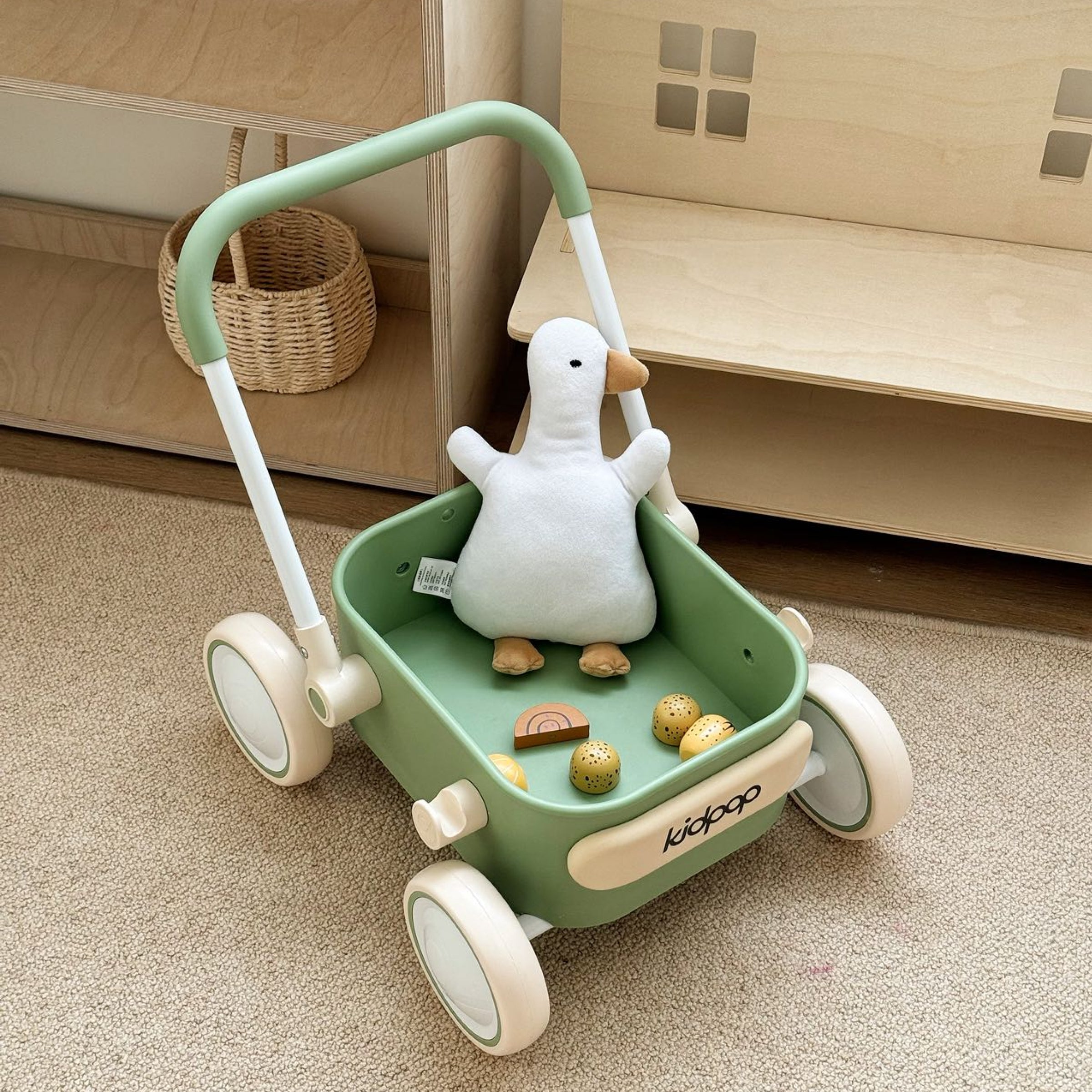 What Toys Encourage Walking? A Guide to Movement-Friendly Play for Babies