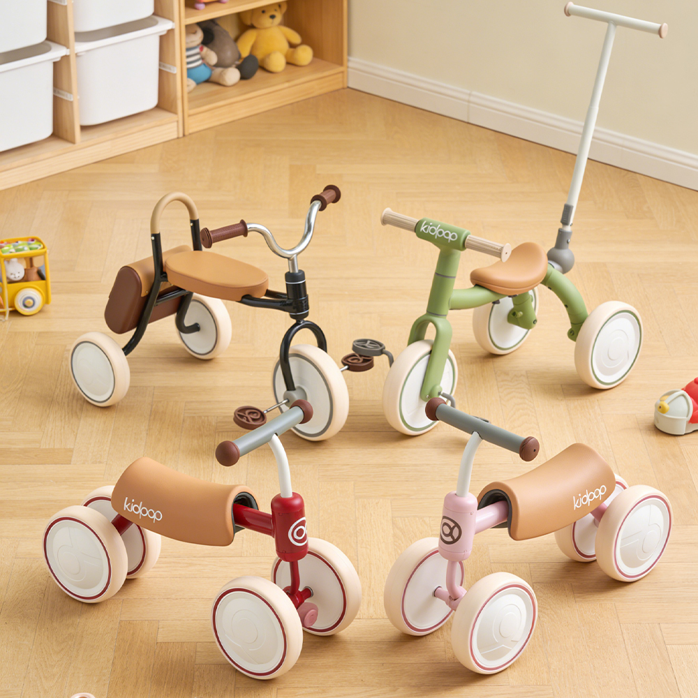 The Montessori Way: Why 'Pushing' Beats 'Sitting' for Early Walkers